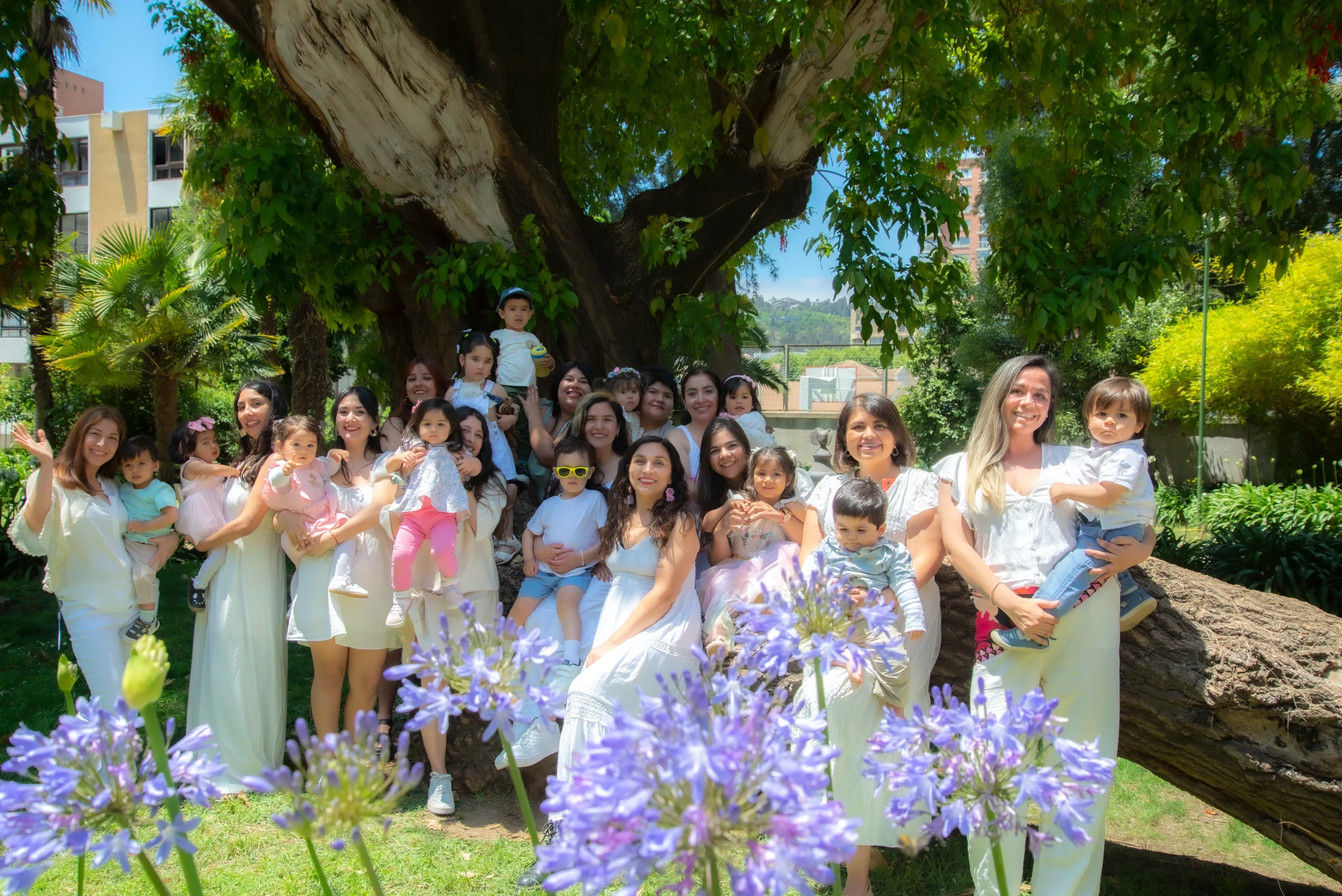 Fotografía familiar en primavera en la V Región
