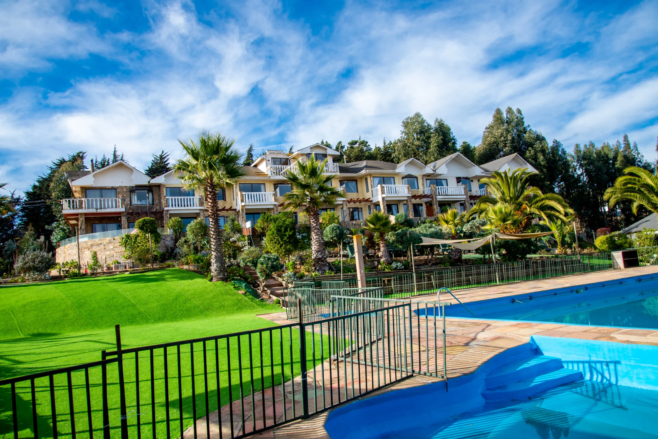 Fotografía profesional para hoteles y alojamientos realizada por Arrebol Fotografía